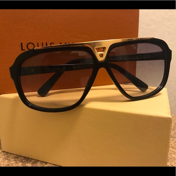 Louis Vuitton Other - Louis Vuitton Evidence sunglasses